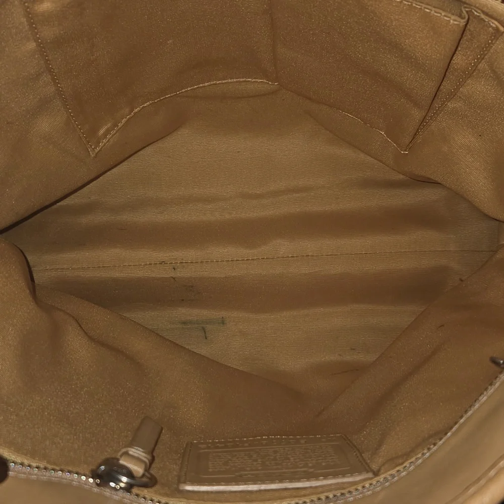 Coach classic leather